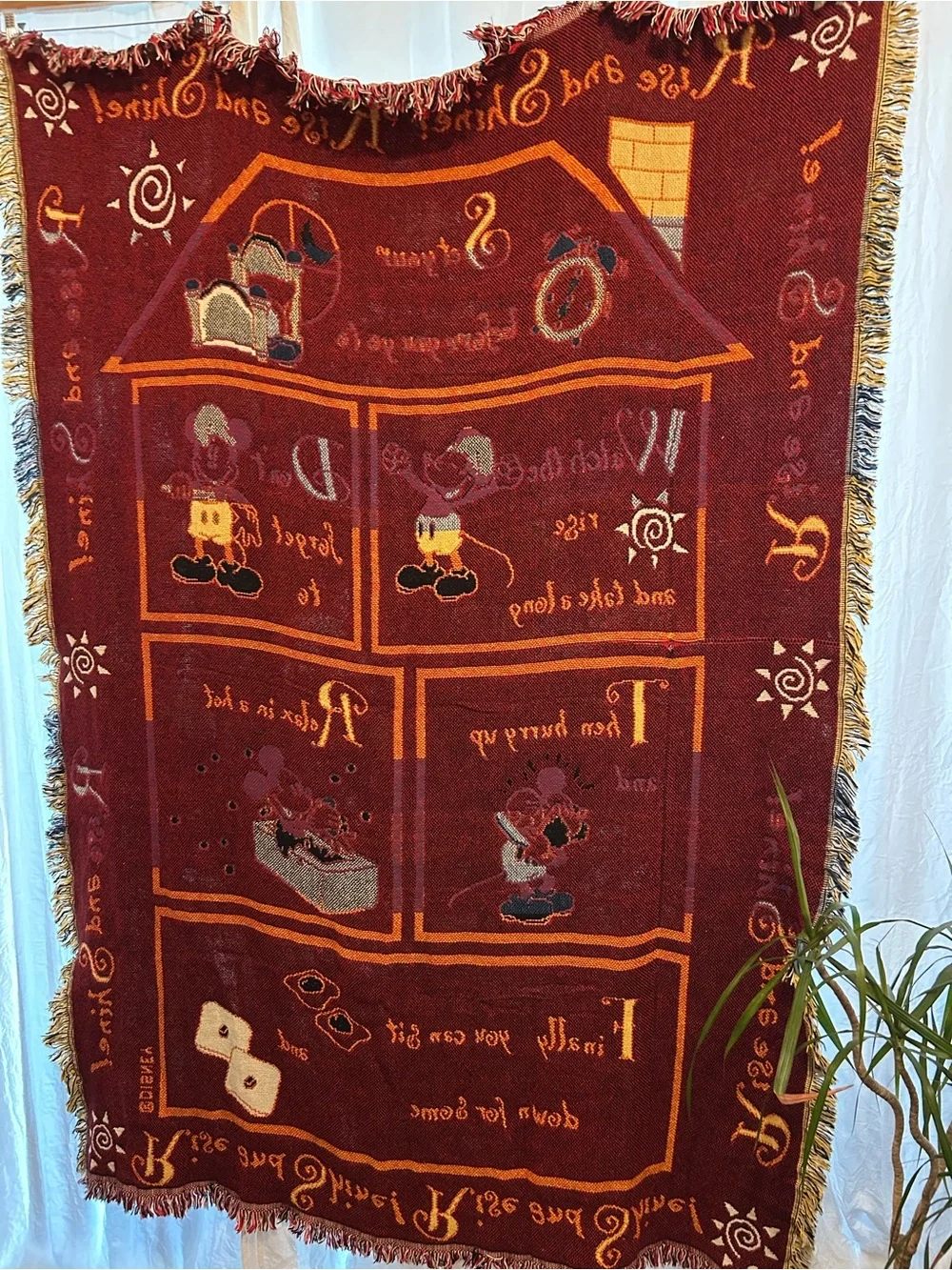 Disney Micky Mouse Rise and Shine Morning Routine Woven Blanket